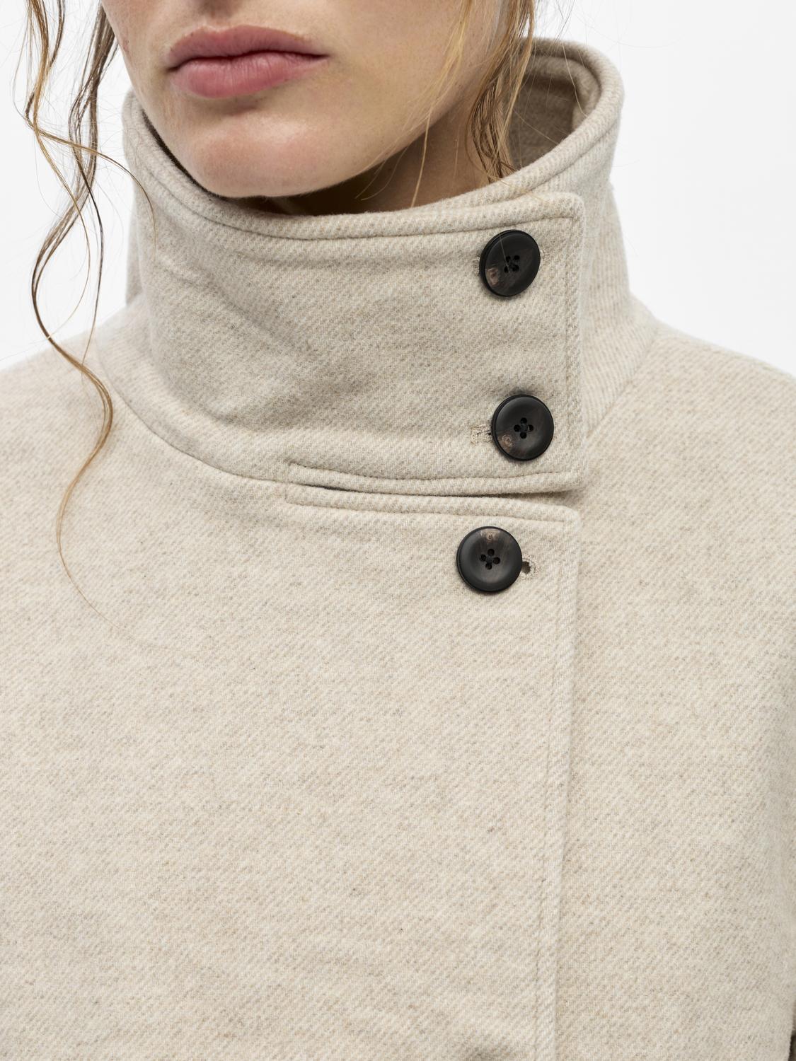 model_shot-detail